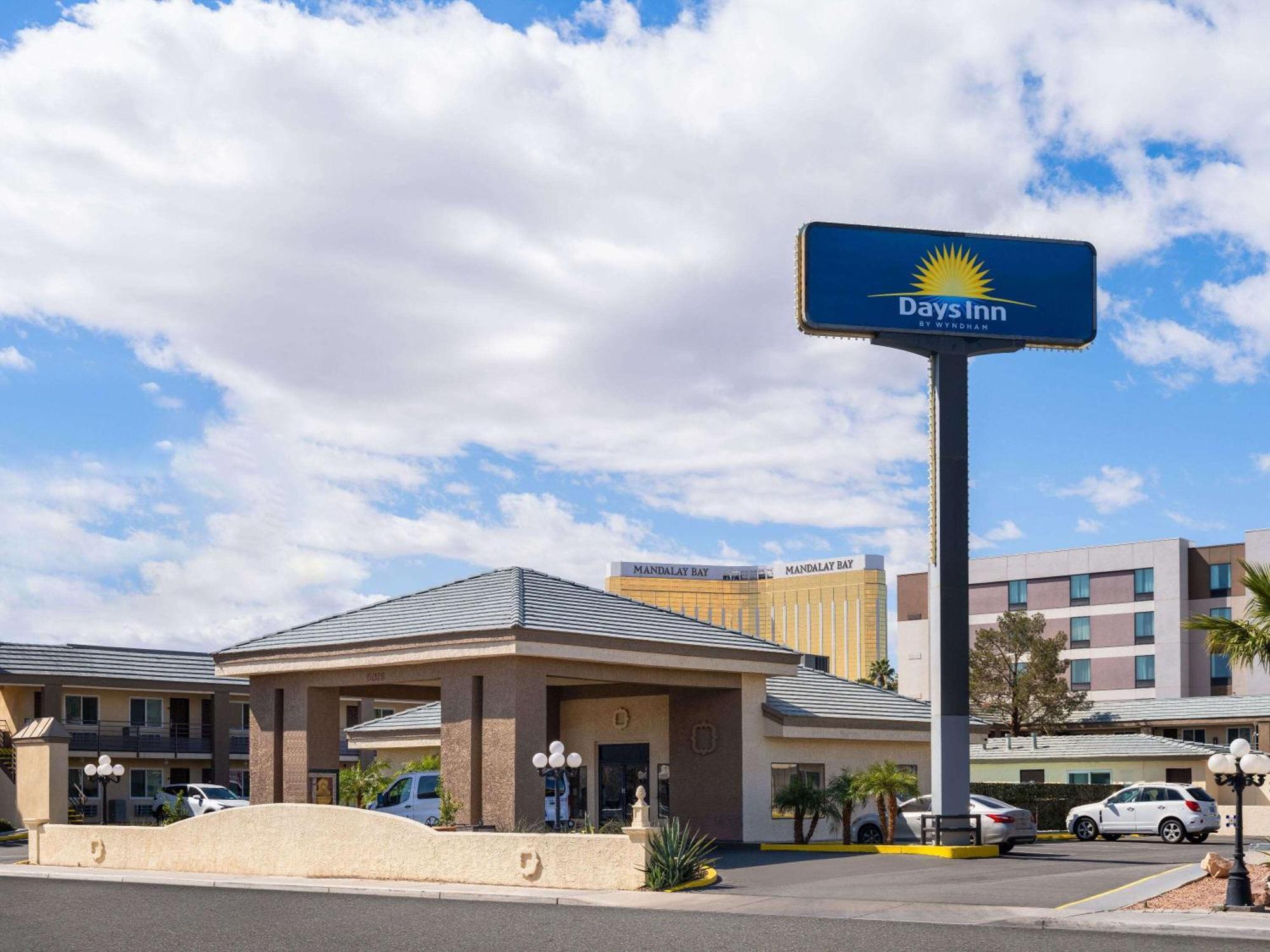 Days Inn By Wyndham Las Vegas Airport Near The Strip מראה חיצוני תמונה