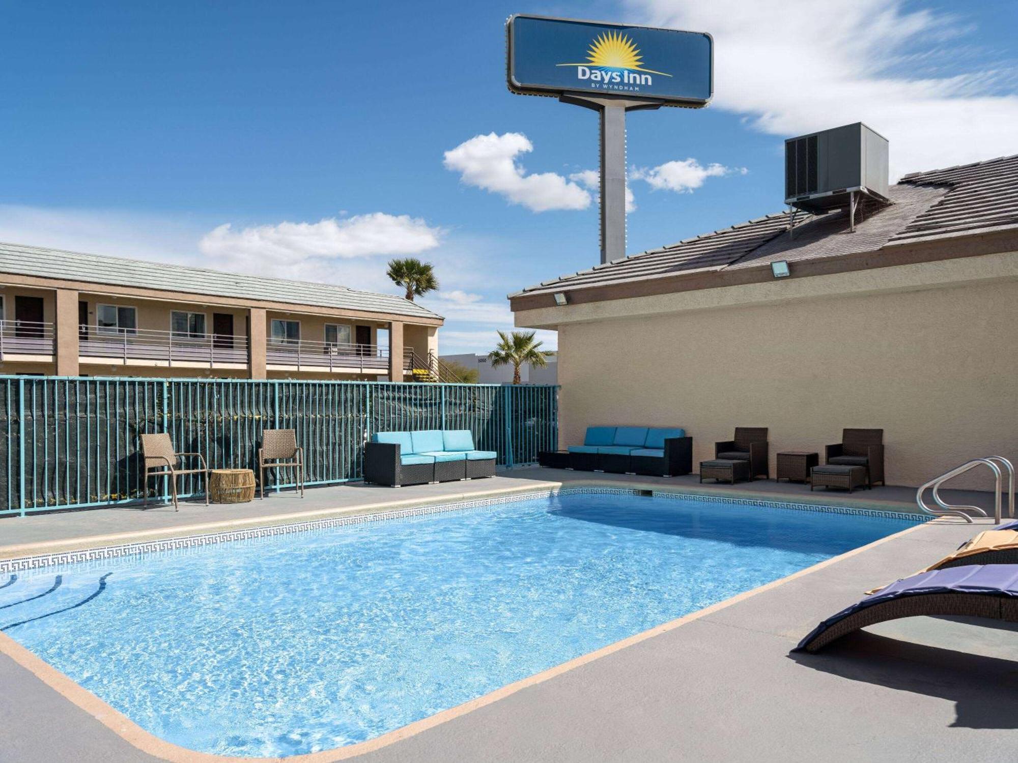 Days Inn By Wyndham Las Vegas Airport Near The Strip מראה חיצוני תמונה